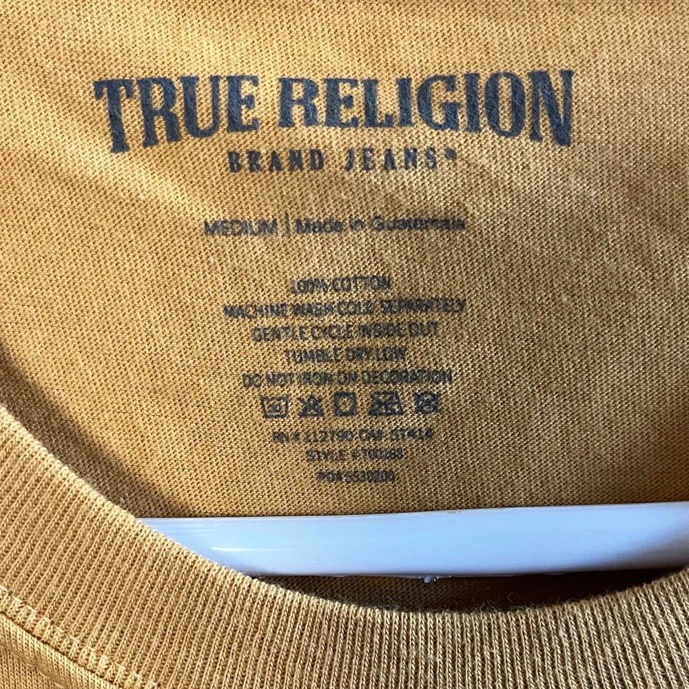 True Religion Tee NWT - Size Medium
